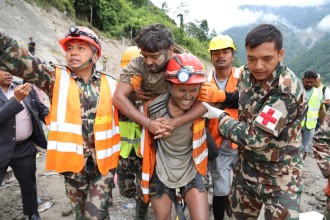 कपडाले पानी छानेर पिउँदै आफ्नो ज्यान बचाएका थिए सञ्जयले 