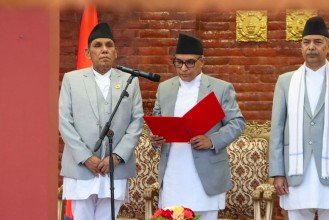 नवनियुक्त प्रधानन्यायाधीश डा.शर्माले लिए पद तथा गोपनीयताको शपथ