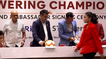 नेपाली महिला फुटबल टोलीका तीन खेलाडी एसटीसी राइड र एसटीसी इनर्जीका ब्रान्ड एम्बासडर नियुक्त