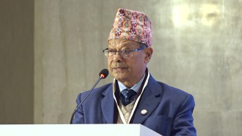 रेशमलाई अल्पकालीन नभइ दीर्घकालीन र रणनीतिक क्षेत्रका रूपमा अघि बढाऔं : मन्त्री डा.परियार