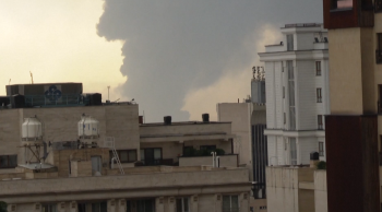 तेहरानका तेल डिपोमा अमेरिका–इजरायलको आक्रमणले ‘एसिड वर्षा’को खतरा