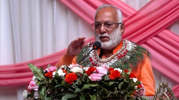 नयाँ सरकार आएसँगै नेपाल १० वर्षमा सिंगापुर बन्ने आशा जागेको छ : स्वामी आनन्द अरुण