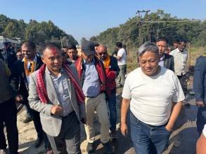 निर्माण व्यवसायीकै अध्यक्षको कम्पनीले समयकै काम नसकेपछि मन्त्री अनुगमनमा