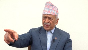 पाँच वर्षमा प्रतिव्यक्ति आय तीन हजार डलर पुर्याउने लक्ष्य चुनौतीपूर्ण : पूर्वगर्भनर क्षेत्री