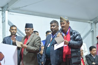 एमाले महाधिवेशनमा अध्यक्ष ओलीले लिए पद तथा गोपनियताको शपथ