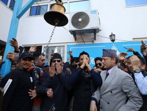 घण्टीघर पुगे बालेन र सुदन