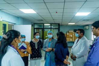 औषधी अभाव तत्काल हटाउन र कम्पनीहरूको नियमन गर्न स्वास्थ्य मन्त्रीको निर्देशन