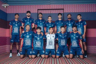 देश उठाउन हातेमालो गर्न आह्वानसहित एनभीएल टिम सगरमाथाले राख्यो प्रायोजकको ठाउँमा प्रधानमन्त्री कोषको क्युआर