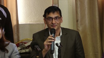 स्वास्थ्य मन्त्रालयमा अब डा. विकास देवकोटामात्र सचिव