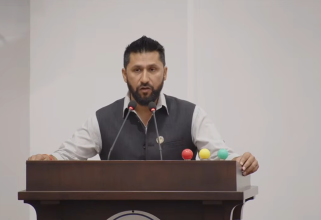 ओली-लेखक पक्राउबारे रवि लामिछानेको जवाफ, ‘न्याय पाउने पहिलो हक शहीदकी आमाको हो’