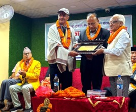प्रदीप खनाललाई ‘प्रतीक ढकाल कीर्तिमान यात्राबर सम्मान २०८२’ प्रदान