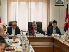 परराष्ट्रमन्त्री खनालले भने, 'पुनर्निर्माणका लागि ठूलो स्रोत आवश्यक छ' 
