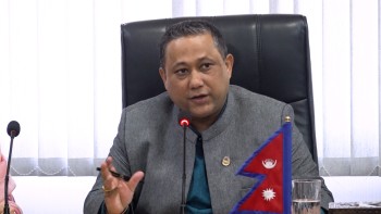 चालु आर्थिक वर्षभित्रै एनआरएनए नागरिकता सम्बन्धि कानुनी बाधा हट्छ : मन्त्री खनाल