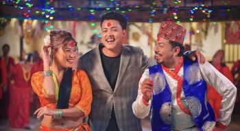 १५ वर्षपछि ‘रातो टीका जमरा’ दशैँ गीत लिएर फर्किए सुरेश अधिकारी