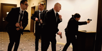 ह्वाइट हाउस करेस्पोन्डेन्ट्स डिनरमा गोली चल्यो