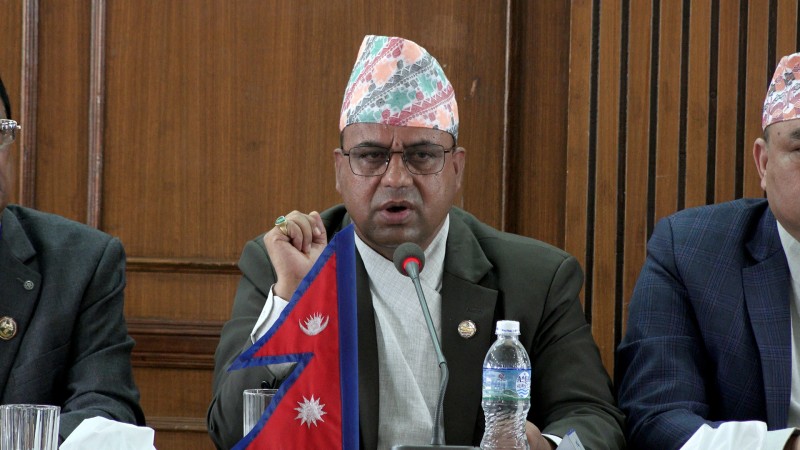 पर्यटकीय सम्भावना बोकेको सुदूरपश्‍चिमा लगानी गर्न मन्त्री पाण्डेको आह्वान 