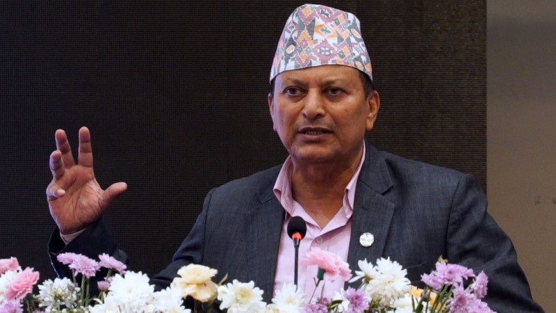 सफल हुनको लागि हरेक विषयवस्तुको गहिराईमा जान आवश्यक : मन्त्री अधिकारी