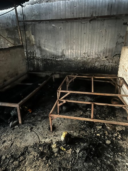 बिर्तामोडको बडी ग्यारेजमा आगलागी, तीन लाखको क्षति