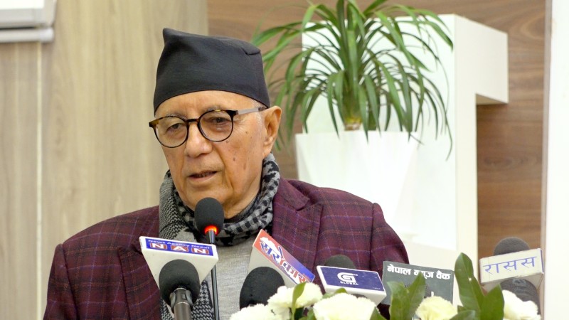 देशमा विचौलियाहरुको विगविगी छ, सरकार सुशासन दिनै सक्दैन : डा.कोइराला