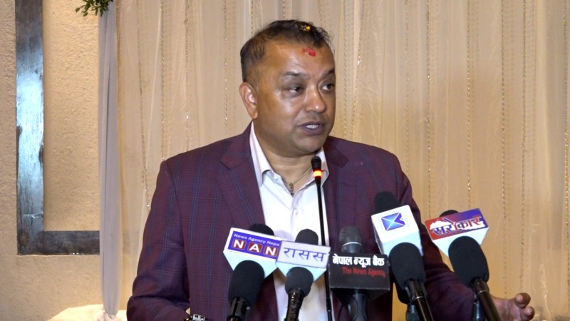 गगन थापासँग लिखित जवाफ माग्न सर्वोच्चको आदेश