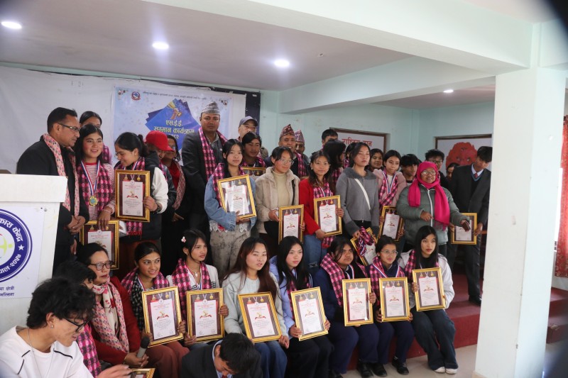 एसईई उत्र्तिण विद्यार्थीलाई ललितपुर महानगर १४ नं. वडाको सम्मान (भिडियो)