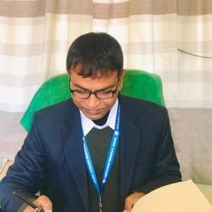 अख्तियारको टोलीद्वारा निमित्त प्रमुख प्रशासकीय अधिकृत श्रीवास्तव पक्राउ 