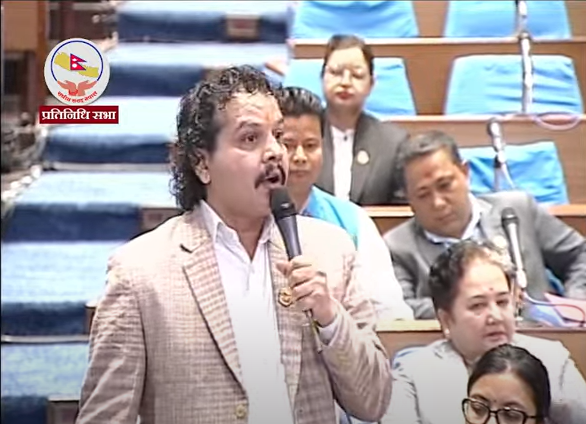 गृहमन्त्रीले भूइँमान्छेलाई तिरस्कार, आन्दोलन जारी रहन्छ : सांसद ढकाल