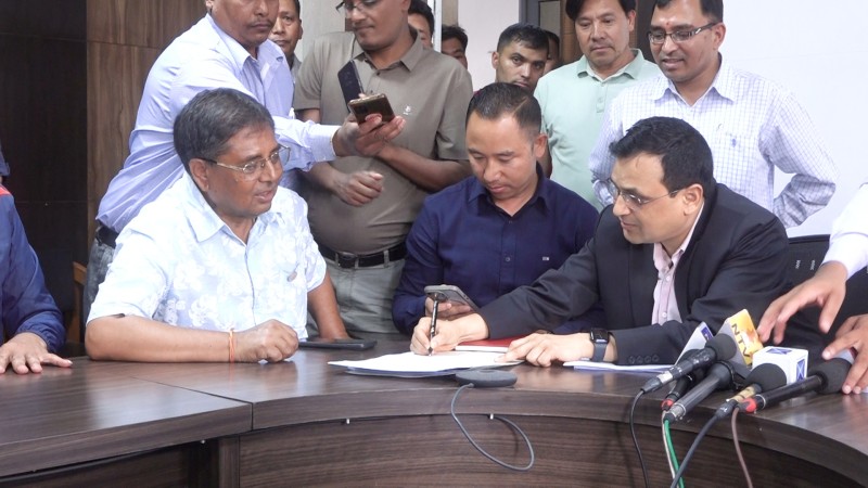 सहमतिपछि पेट्रोलियम पदार्थको ढुवानी सुरु