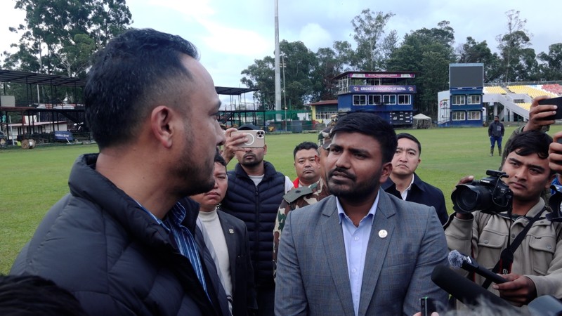 खेलकुदमन्त्री गुप्ताले गरे त्रिवि अन्तर्राष्ट्रिय क्रिकेट मैदानको निरीक्षण