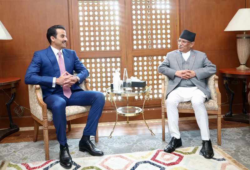 कतारी राजा थानी र प्रधानमन्त्री दाहालबीच भेट