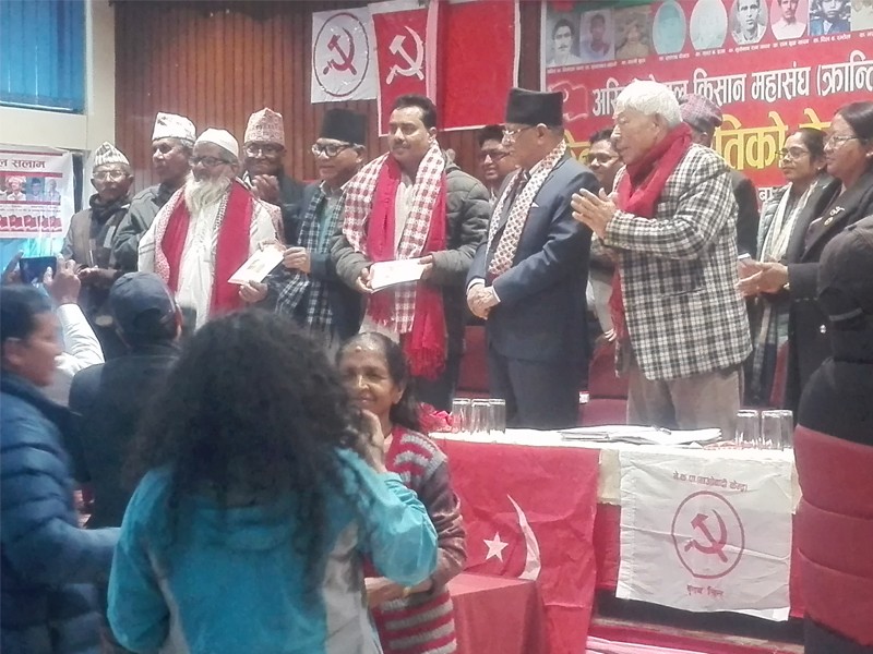 किसान संघ मार्फत नै पार्टीको कार्यक्रम गर्ने गरेको थिएँ : प्रचण्ड 