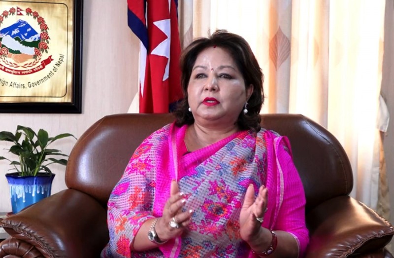 परराष्ट्र मन्त्री आरजु राणा रोम जाँदै