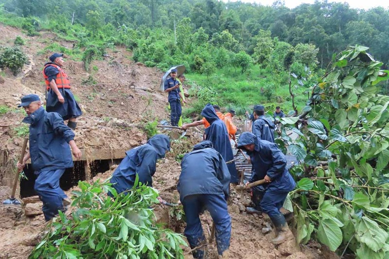 रोल्पामा पहिरोले घर पुरिँदा हजुरआमा र नातिनीको मृत्यु