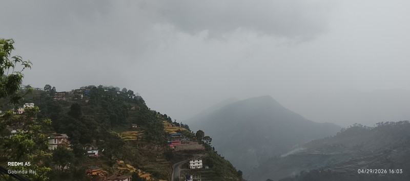 बाजुरामा हावाहुरीसहित चट्याङ र असिनापानी, पाकेको गहुँवालीमा क्षति