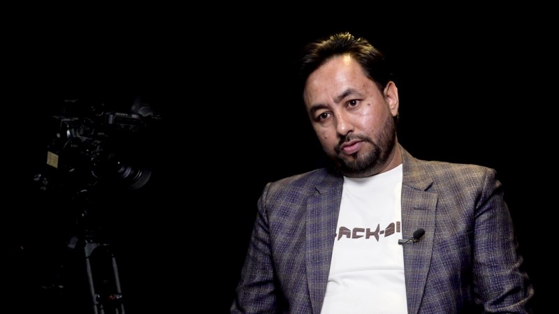 भाइरल संस्कृतिले संगीतलाई विकृति थपेको छ : गायक थापा