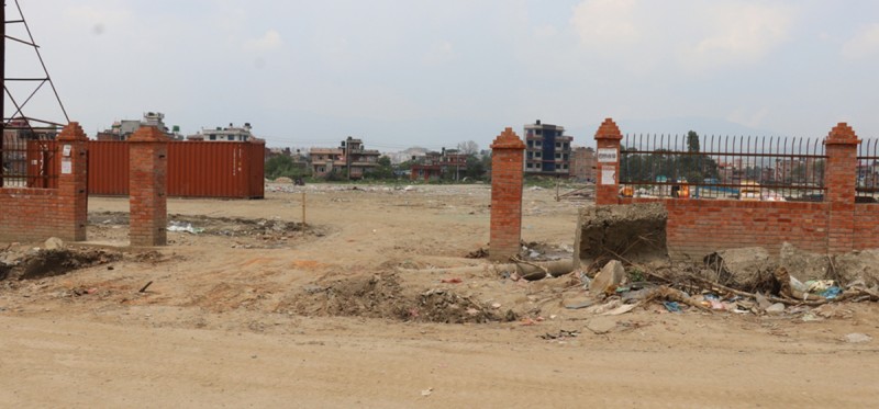 सल्लाघारी तीनकुने जग्गा ट्रष्टको, रजाईं भक्तपुर नगरपालिकाको !