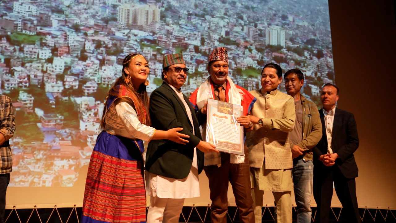 AMS-International--Award-(1)-1715607659.jpg